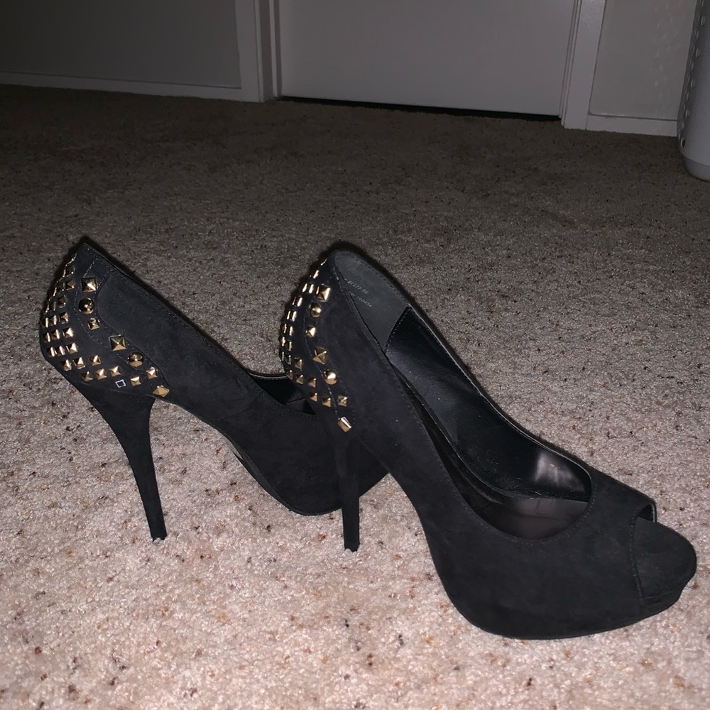 Black and gold detailed heels